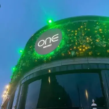 One 11 Main St restaurante en Prestwick