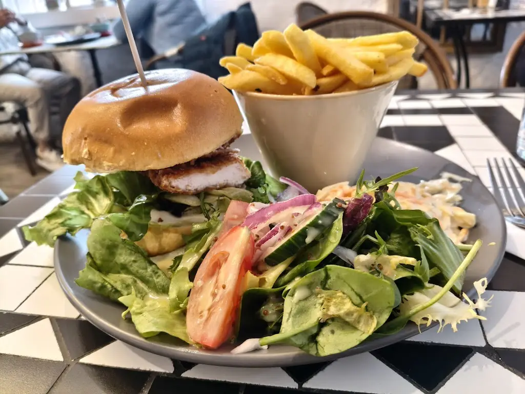 E.J. Turpin_The Smithy_Prestwick_review