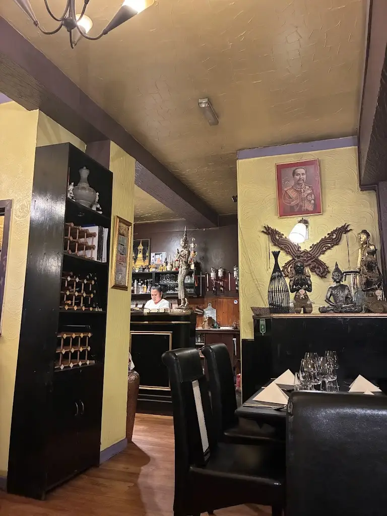 Mae Ping Thai Dining_Perth_slider_image_2