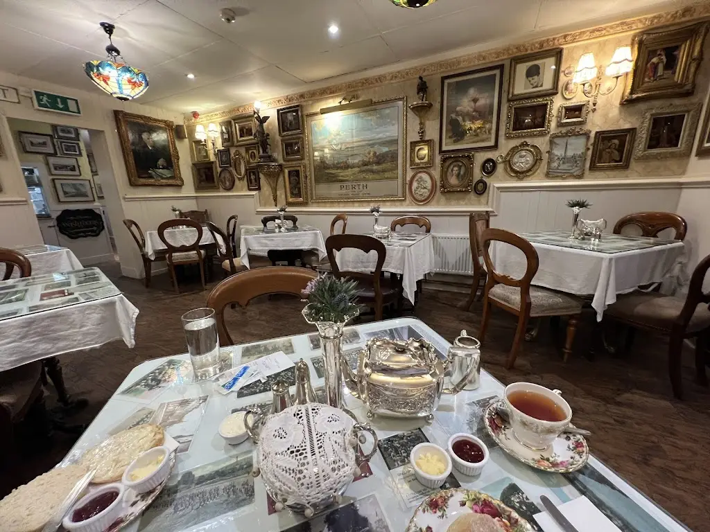 Effies of Perth_Perth_slider_image_3