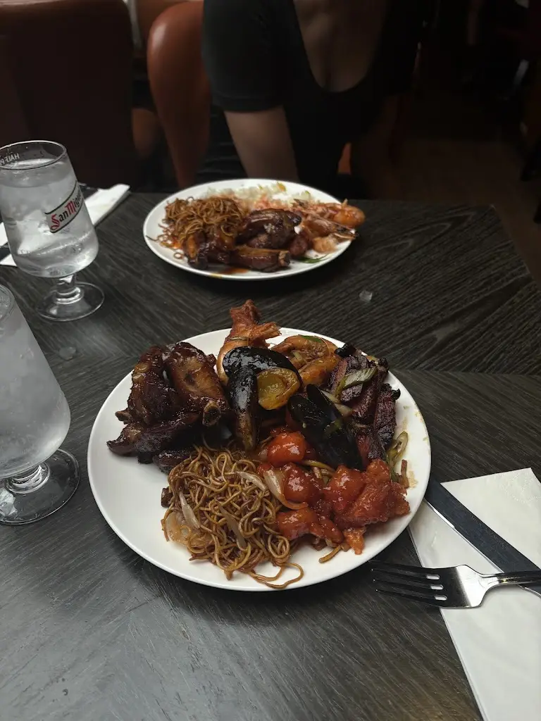 Zeenat_COSMO All You Can Eat World Buffet Restaurant | Reading_Redding_review