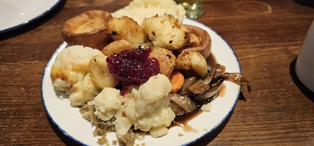 Hannah Wild_The World Turned Upside Down_Redding_review