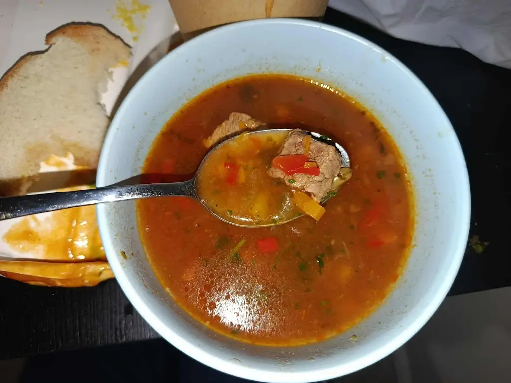 Riccardo Rossi_Traditional Romanesc Restaurant_Redding_review