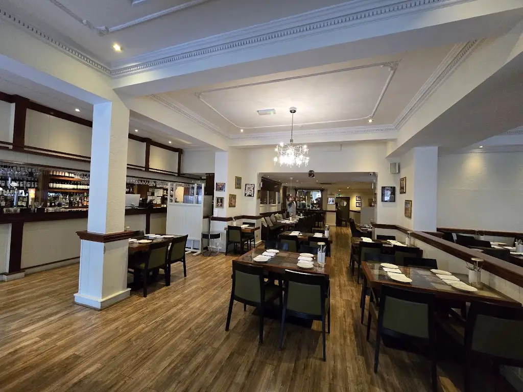 House of Flavours restaurante en Redding