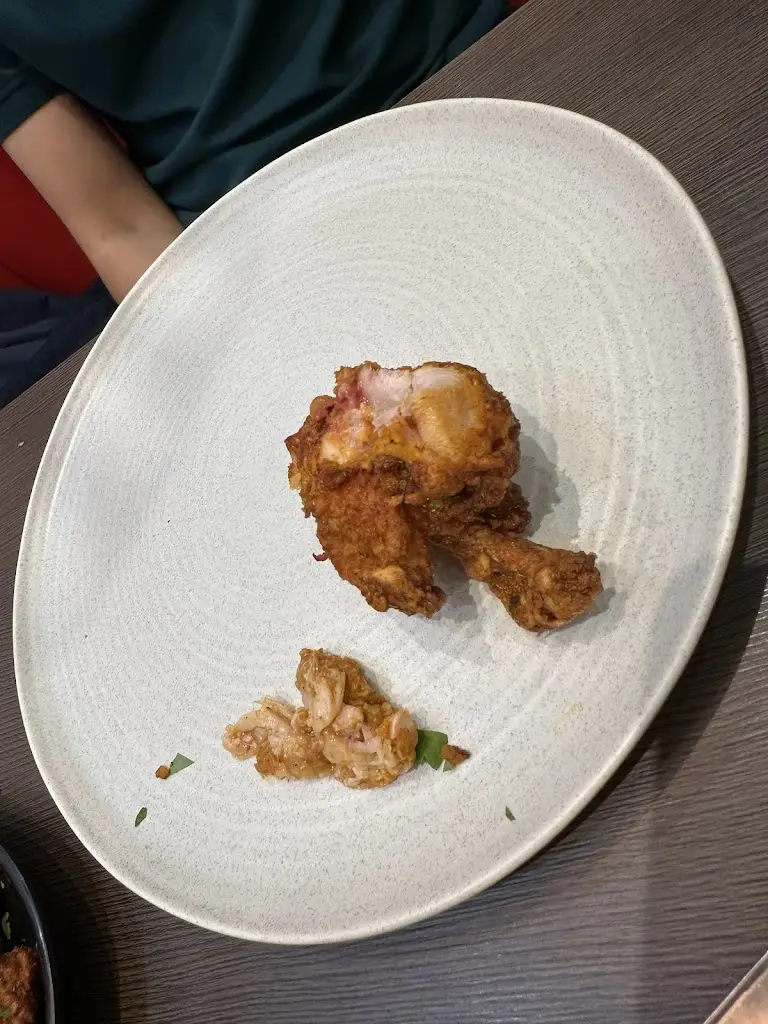 N W_Deccan House_Redding_recensione