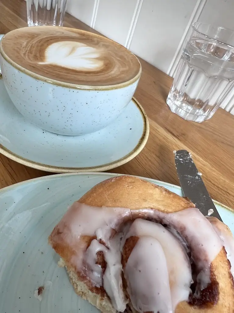 Ciera C. One Eye Shutterfly_Giddy Gannet_Saint Monans_review