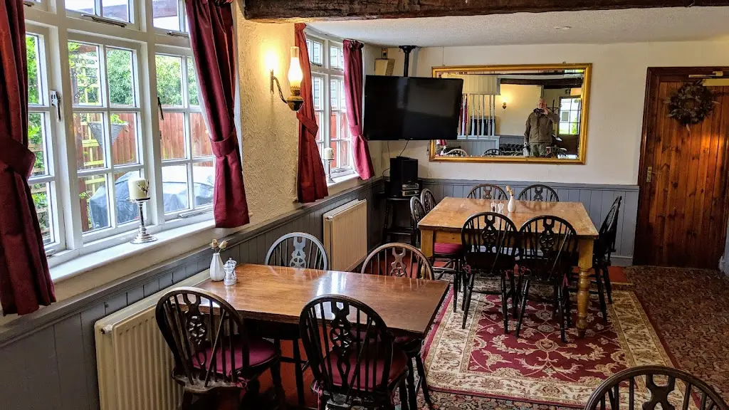 The White Hart_Bishopstone_slider_image_1