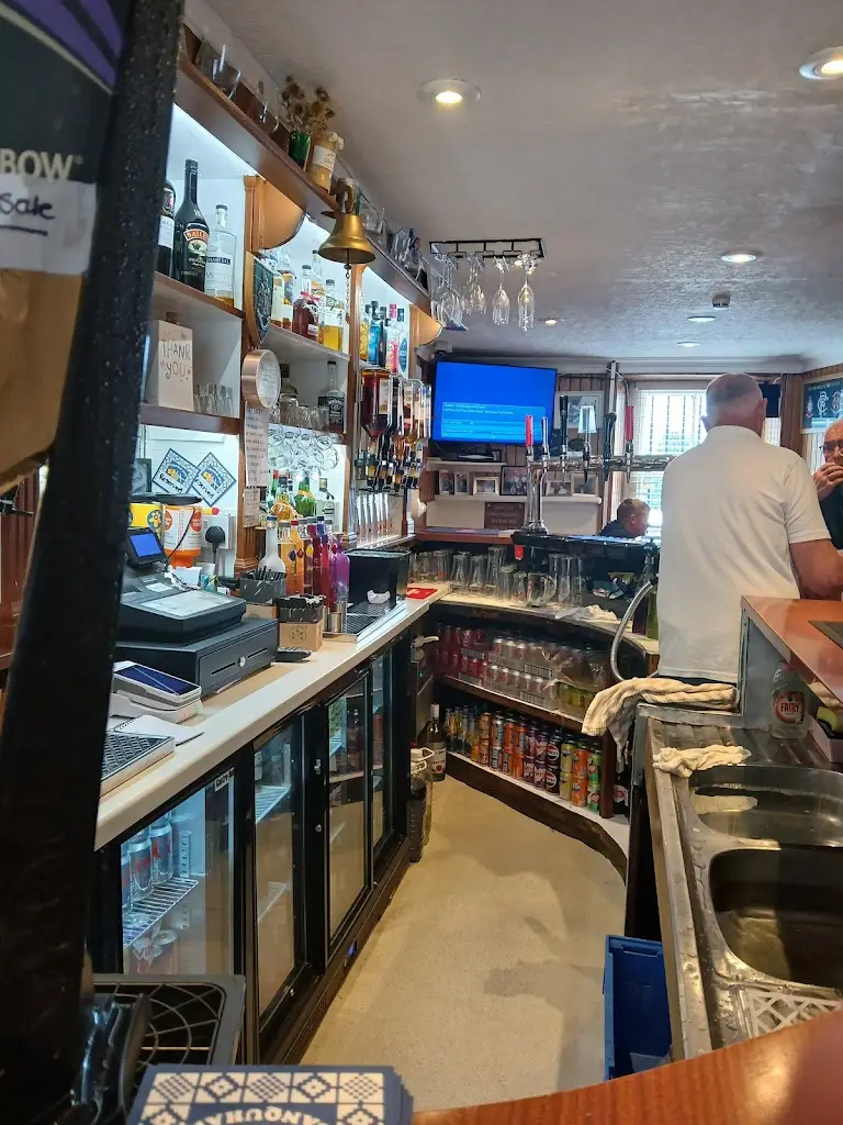 Norman Hepburn_Crown Inn_Sanquhar_review
