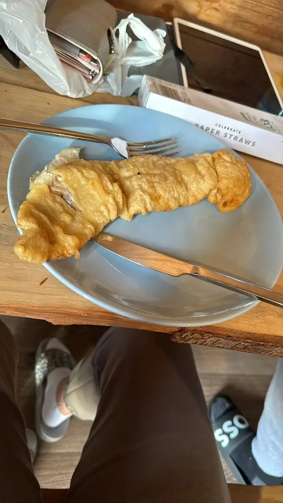 beth sinclair_WEE CHIPPY_Sanquhar_review