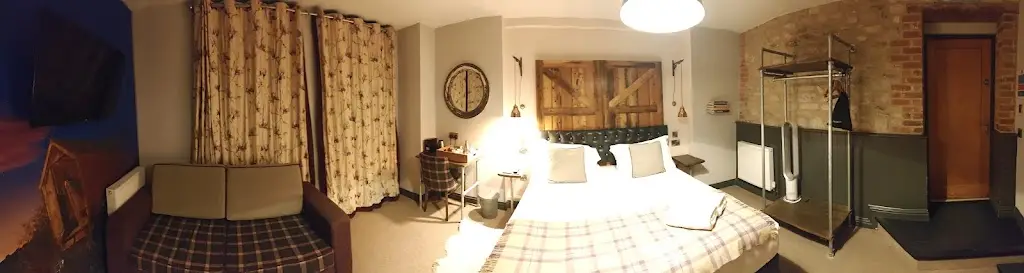 Michelle Zoja_Helen Browning's Royal Oak_Bishopstone_review