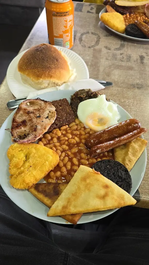 Kyle Wilson_Swanie’s Diner_Shotts_review