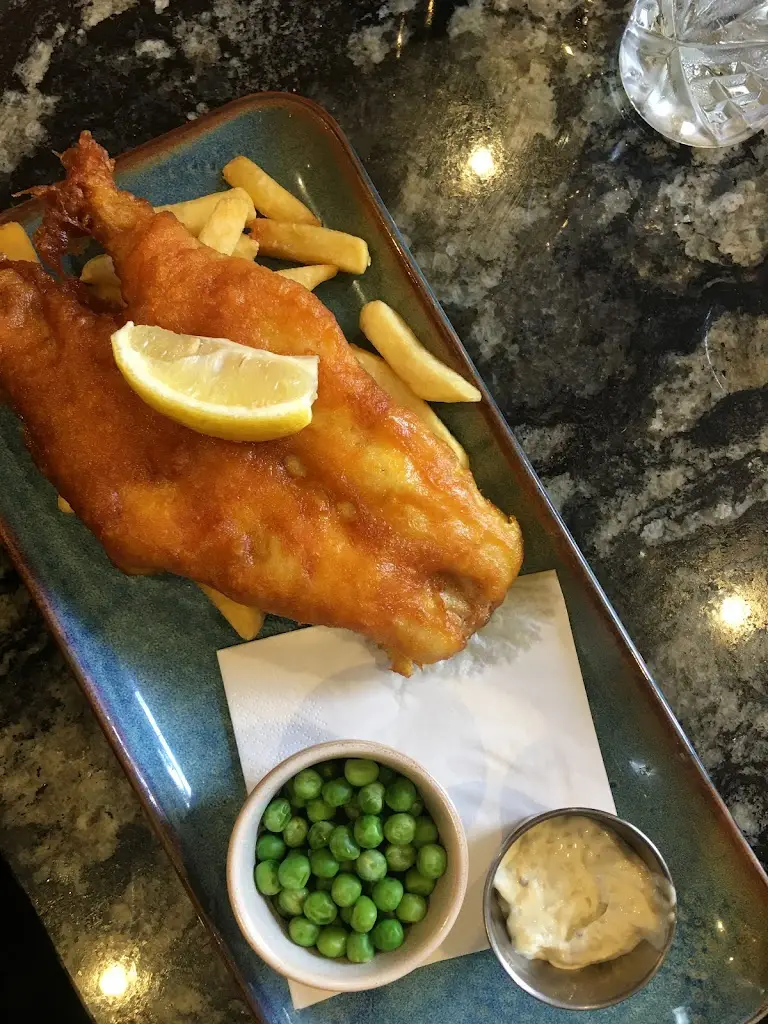 Maggie Malcolm_Brown & Blacks_Scone_review