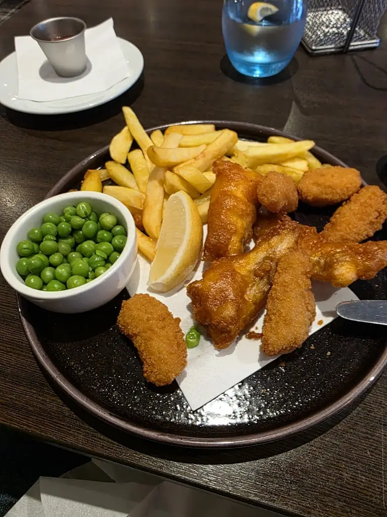 P NJ_Brown & Blacks_Scone_review