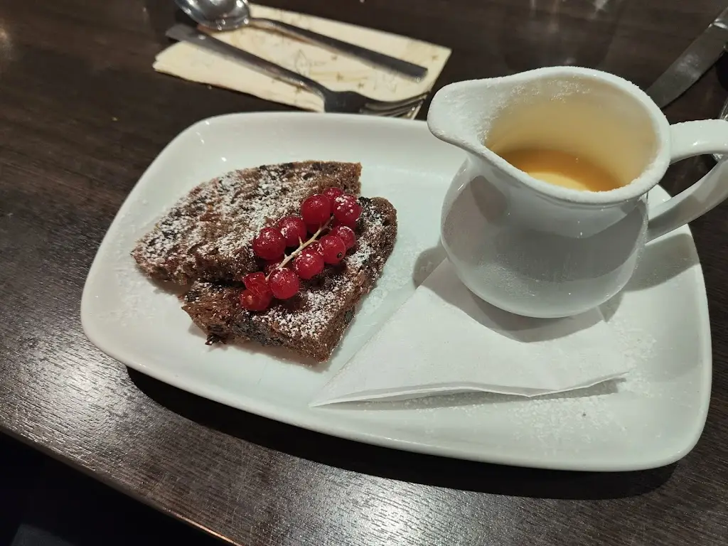 George Brown_Brown & Blacks_Scone_review