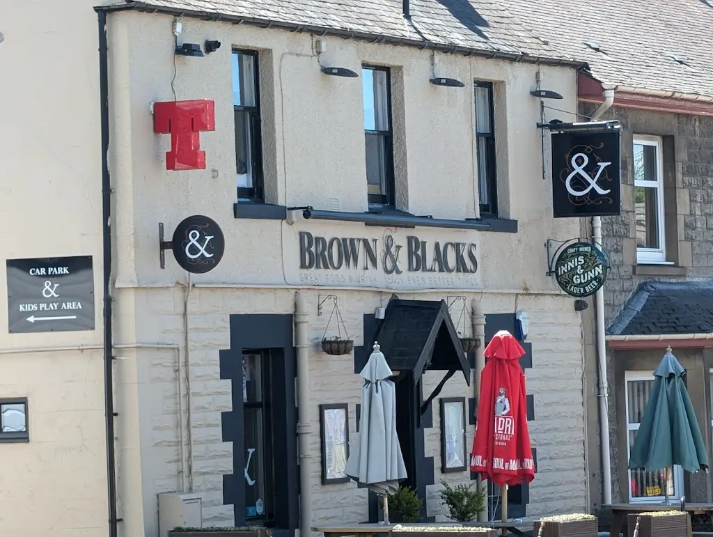 Brown & Blacks restaurant in Scone