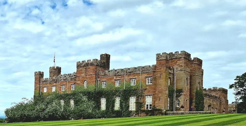 martin jasiczak_Scone Palace_Scone_review