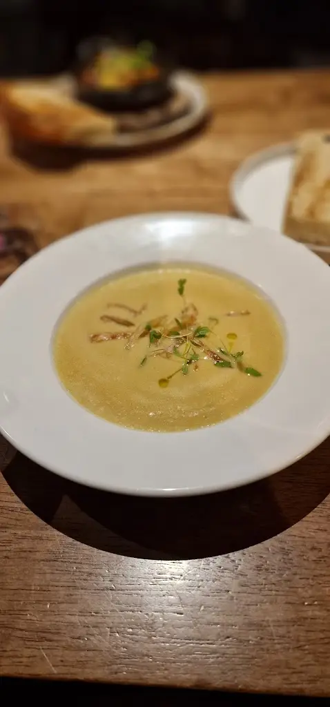 Chris Barker_Manzo Bishop Auckland_Bishop Auckland_review