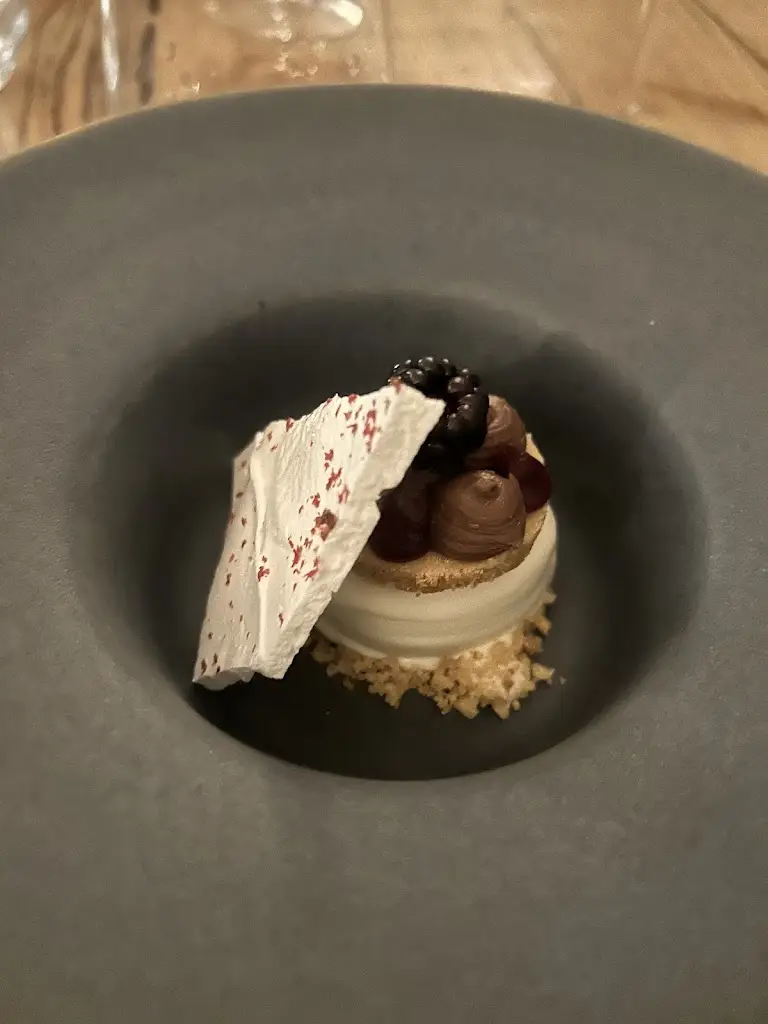 Fiona maria storm Goss_Scorrybreac Restaurant_Portree_review