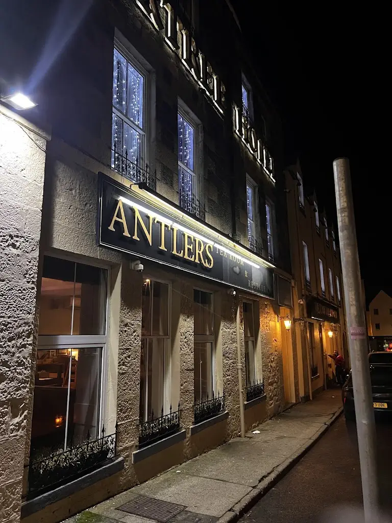Antlers Bar and Grill_Portree_slider_image_1