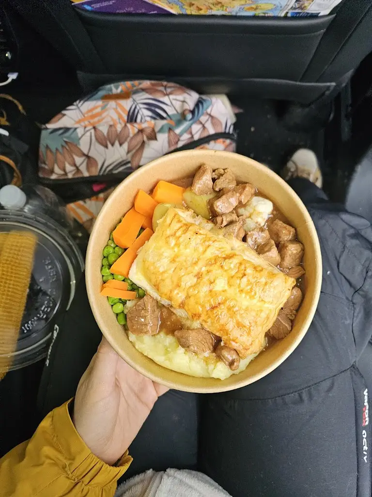 A taste of skye_Portree_slider_image_2