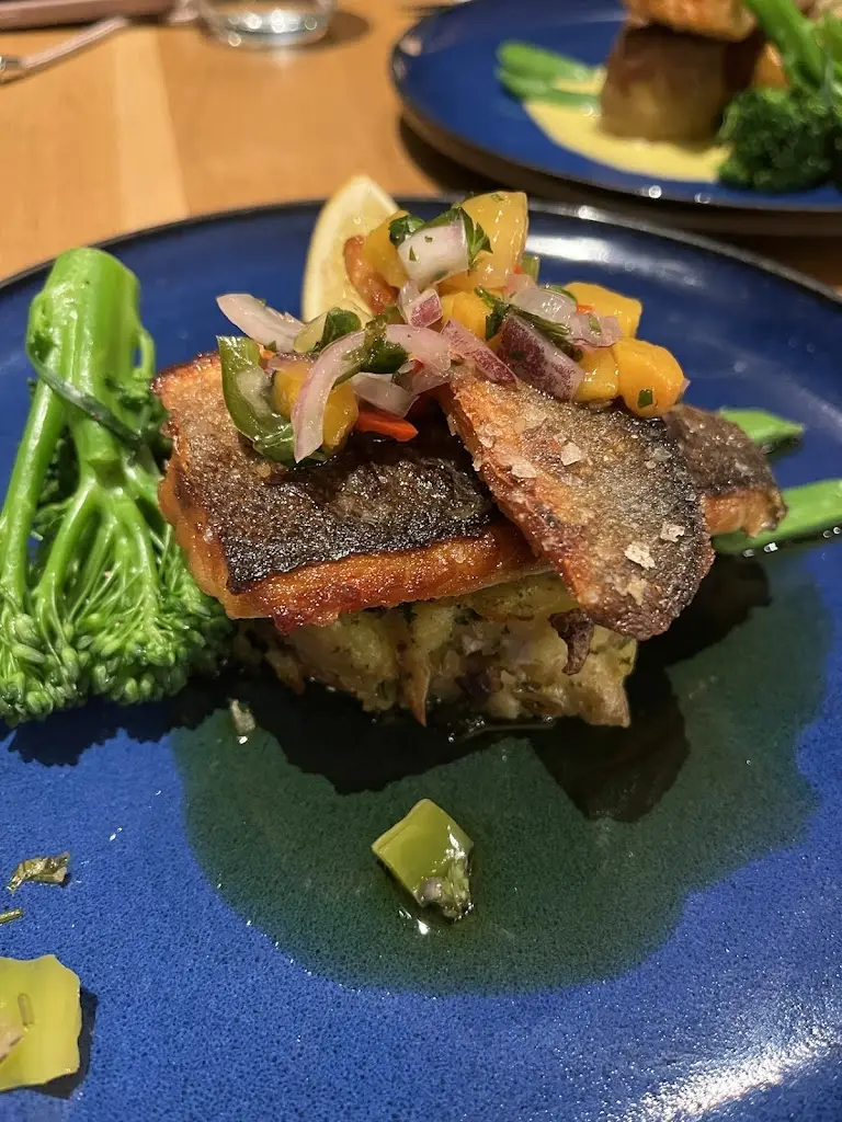 rhaisa louise_Frasers at the Bracken Hide_Portree_review