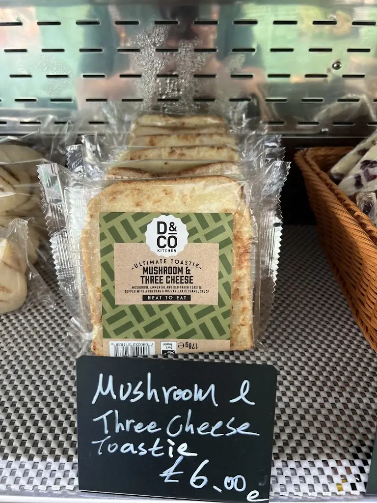 SKYE TEA HOUSE_Portree_slider_image_3