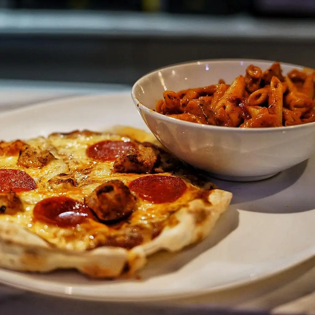 The Cedarwood Bistro_Rutherglen_slider_image_2