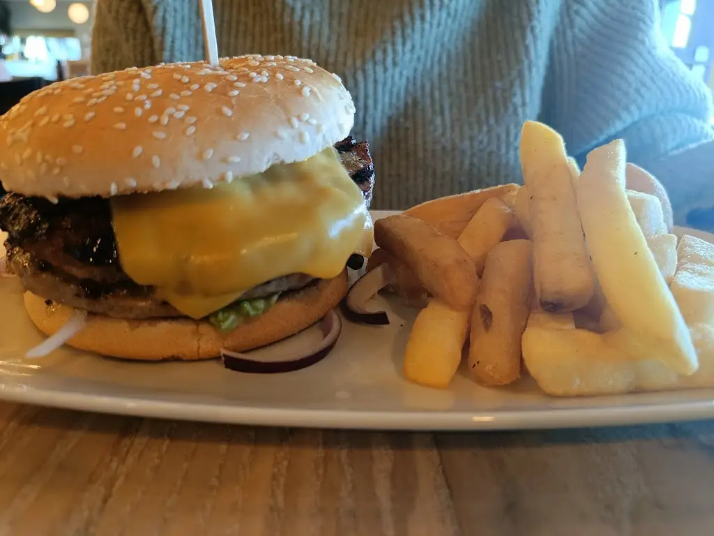 The Sandbank Pub & Restaurant_Sandbank_slider_image_3