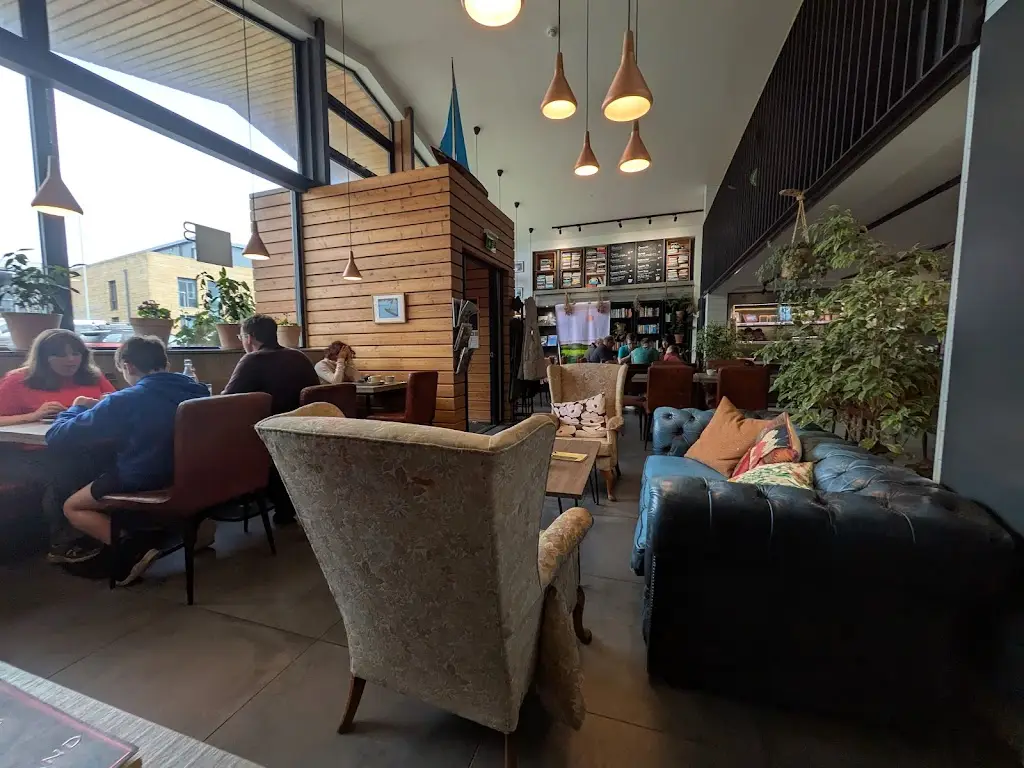 Haley MacKenzie_Beckett and sons_Stornoway_review