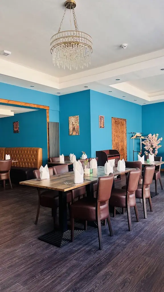 Rasoie restaurant in Stenhousemuir