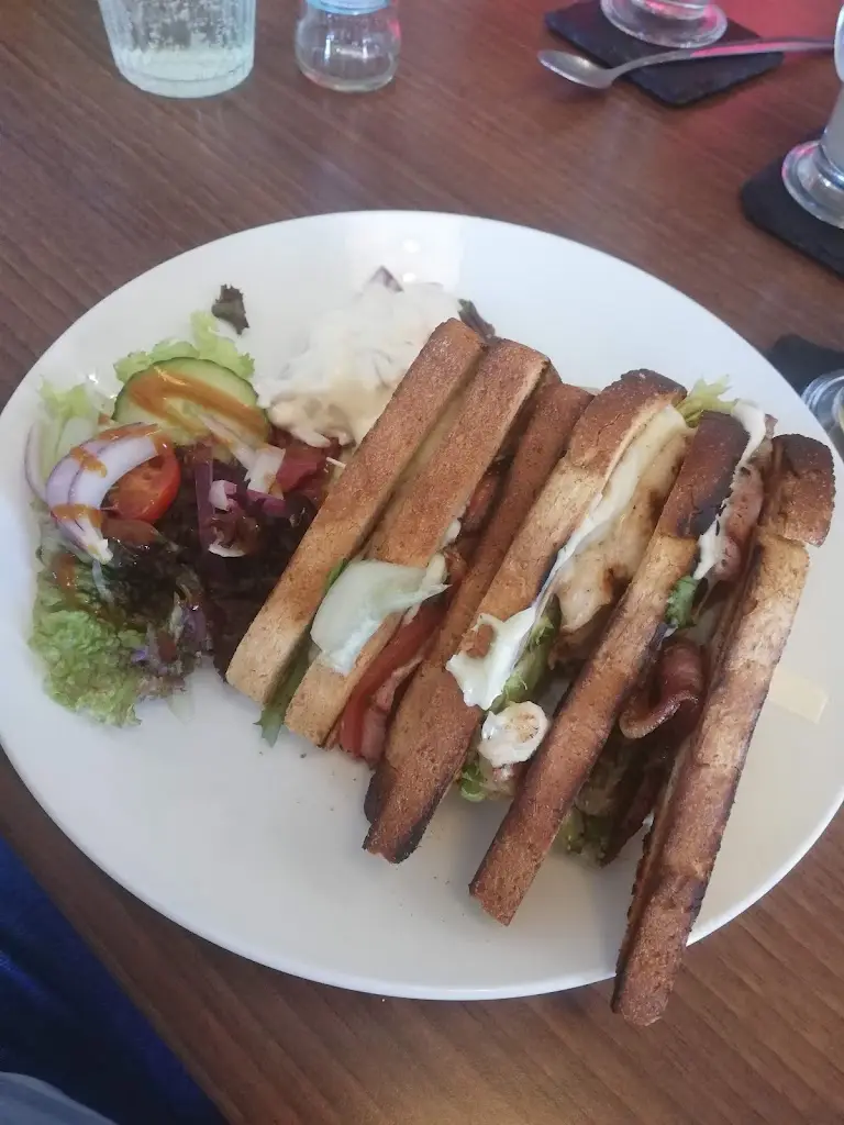 Menu_Finnegans_Stenhousemuir_image_5