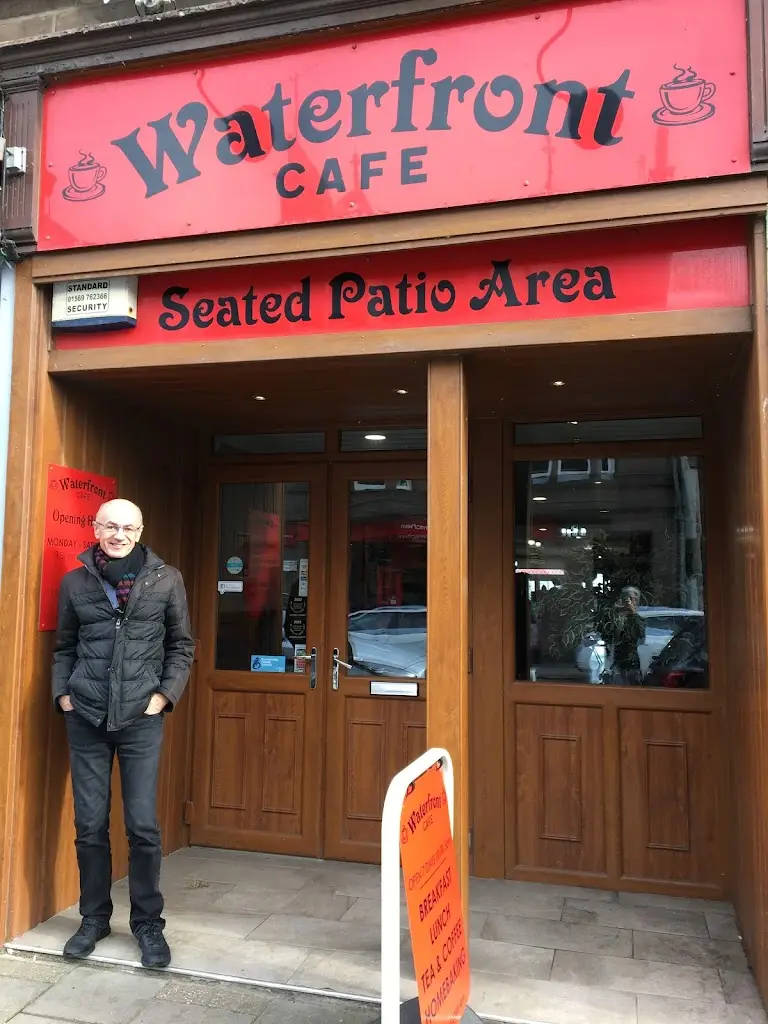 Donald_The Waterfront Café Bar_Stonehaven_review