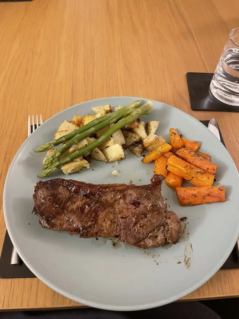 Menu_Red Squirrel_Stevenston_image_8