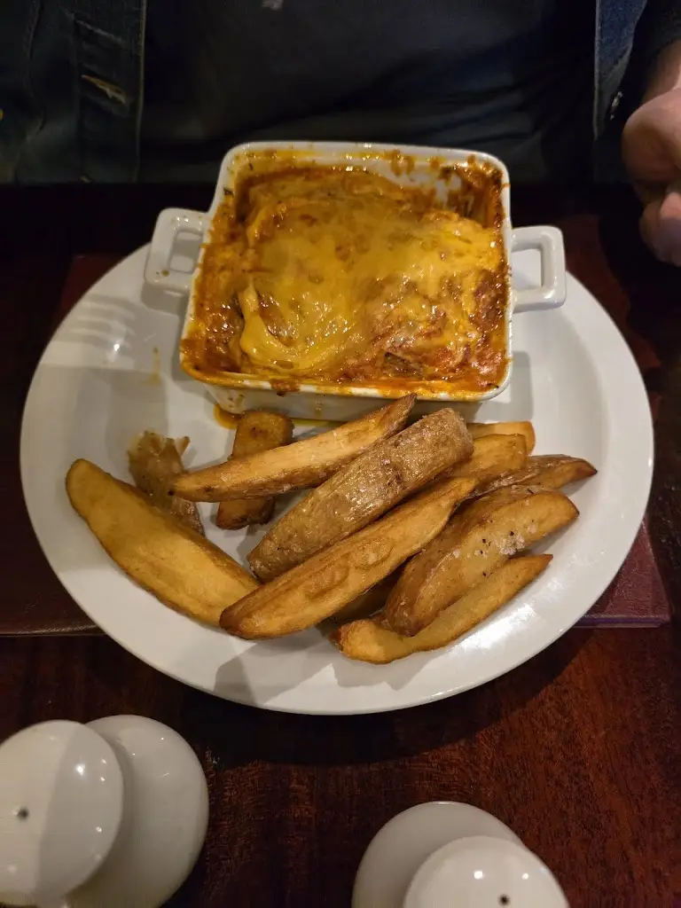 Champion Shell Inn_Stevenston_slider_image_3