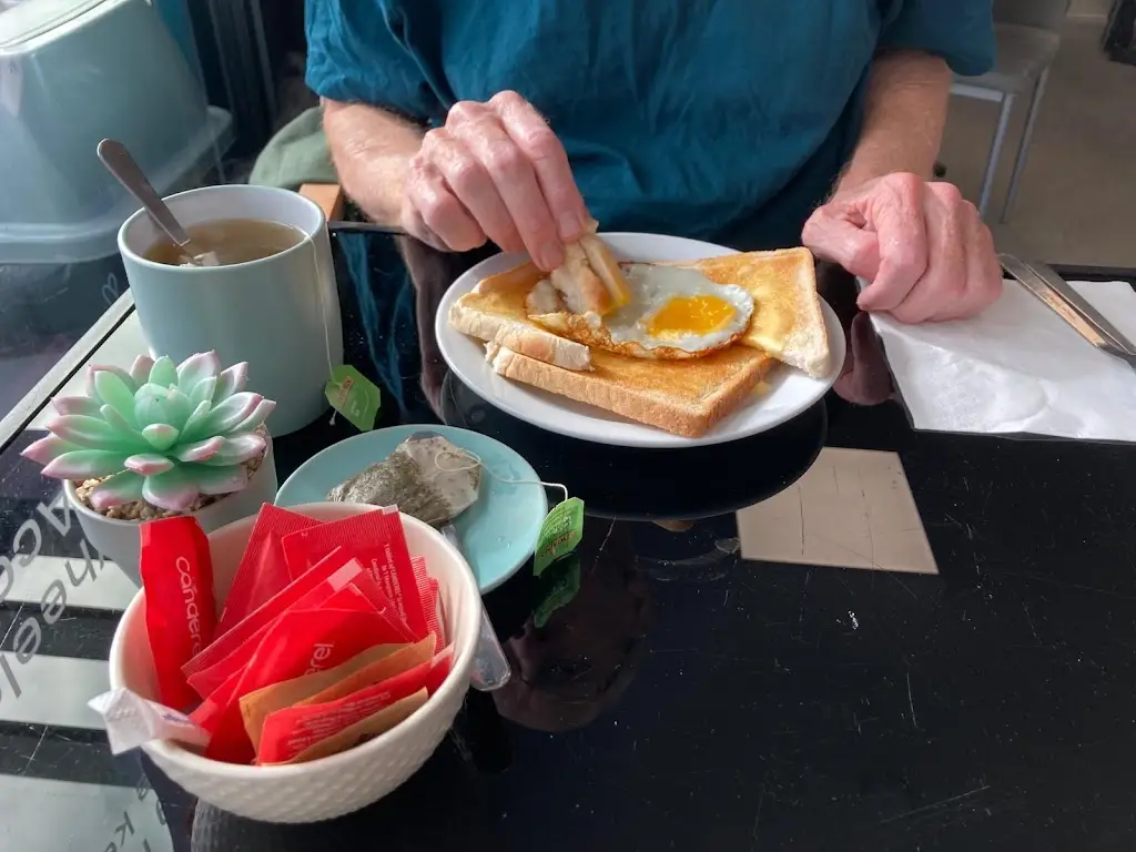 Mary Farrell_Doon The Beach Community Cafe_Stevenston_review