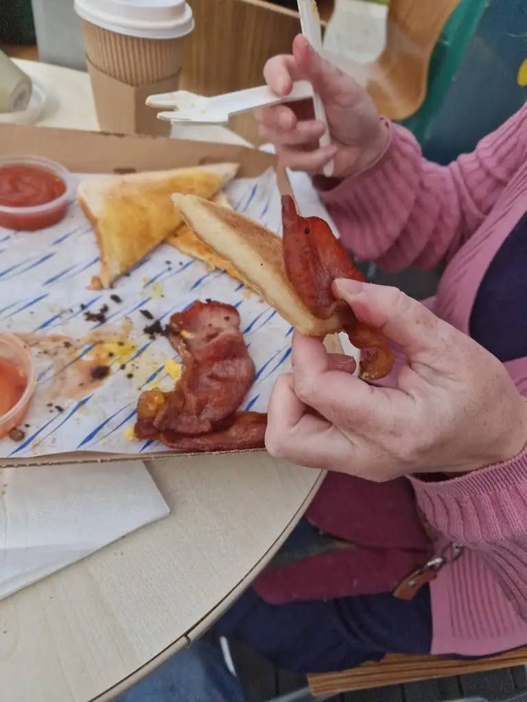 Richard Bacon_Doon The Beach Community Cafe_Stevenston_review