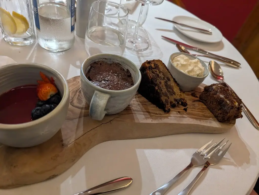 lori-Ann clark_The Tartan Table_Strathpeffer_review