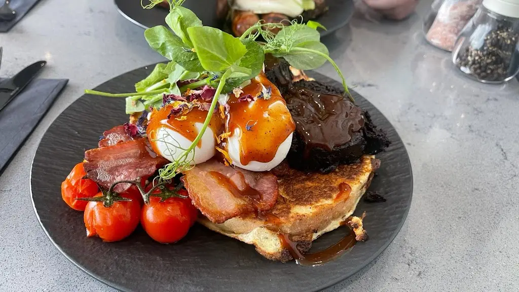 Stailinn Scottish Kitchen_Thornliebank_slider_image_3