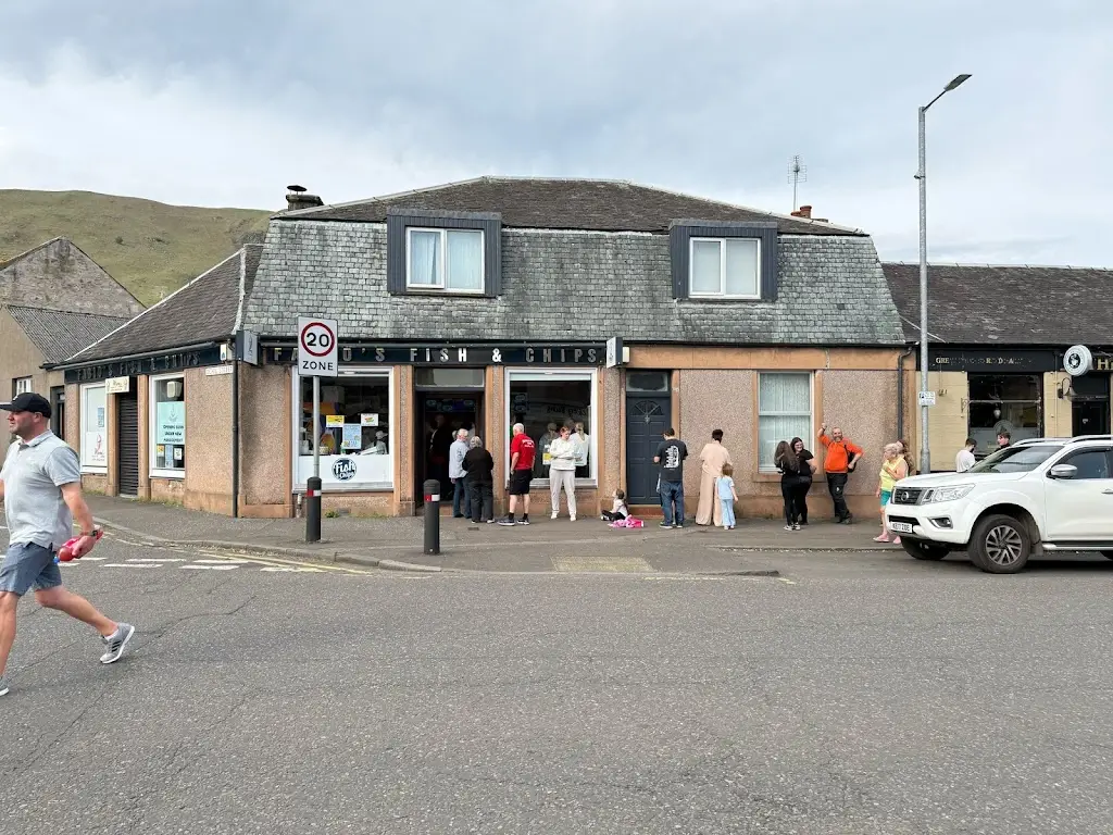 Fabio's fish and chips_Tillicoultry_slider_image_3