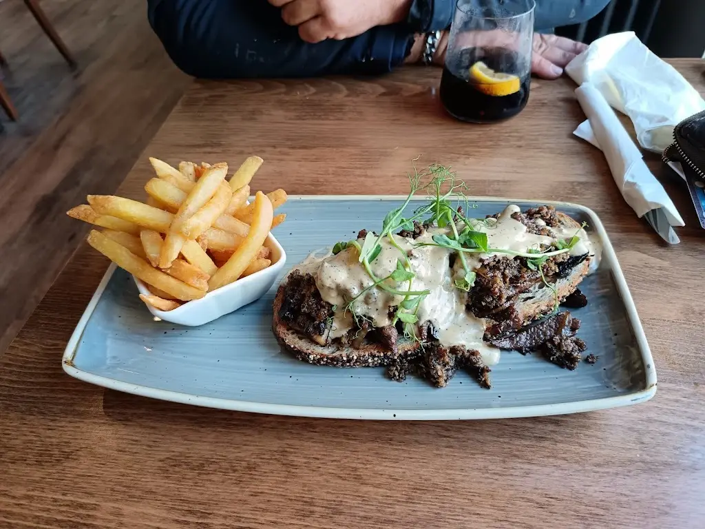 Greens Restaurant Tain_Tain_slider_image_2