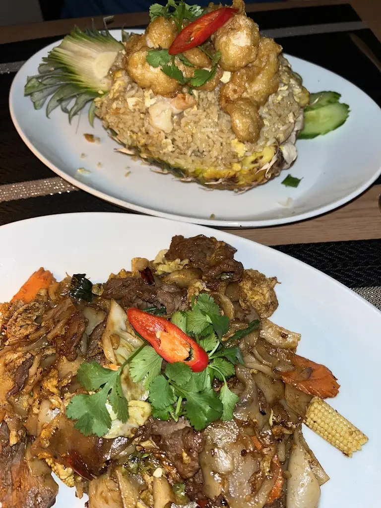 Andrew Dolphin_Chang Thai Restaurant_Bishop Auckland_review