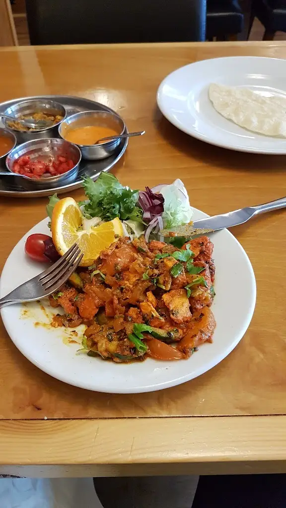 Fish And Chicken Bar And Curry Club_Tain_slider_image_2