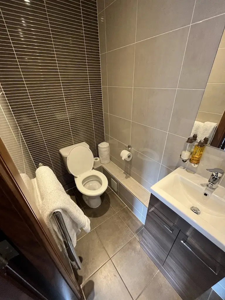 Angels Hotel Bar & Restaurant_Uddingston_slider_image_3