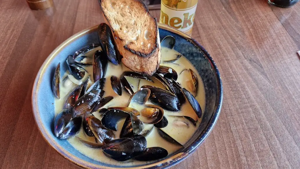 Richard Samuels_??_Tranent_review