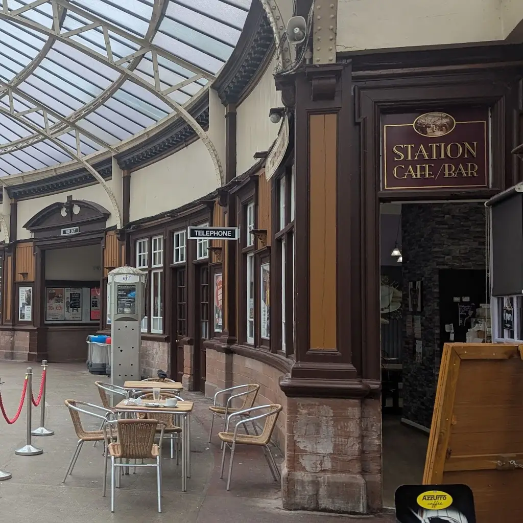 Wemyss Bay Station Bar restaurant in Wemyss Bay