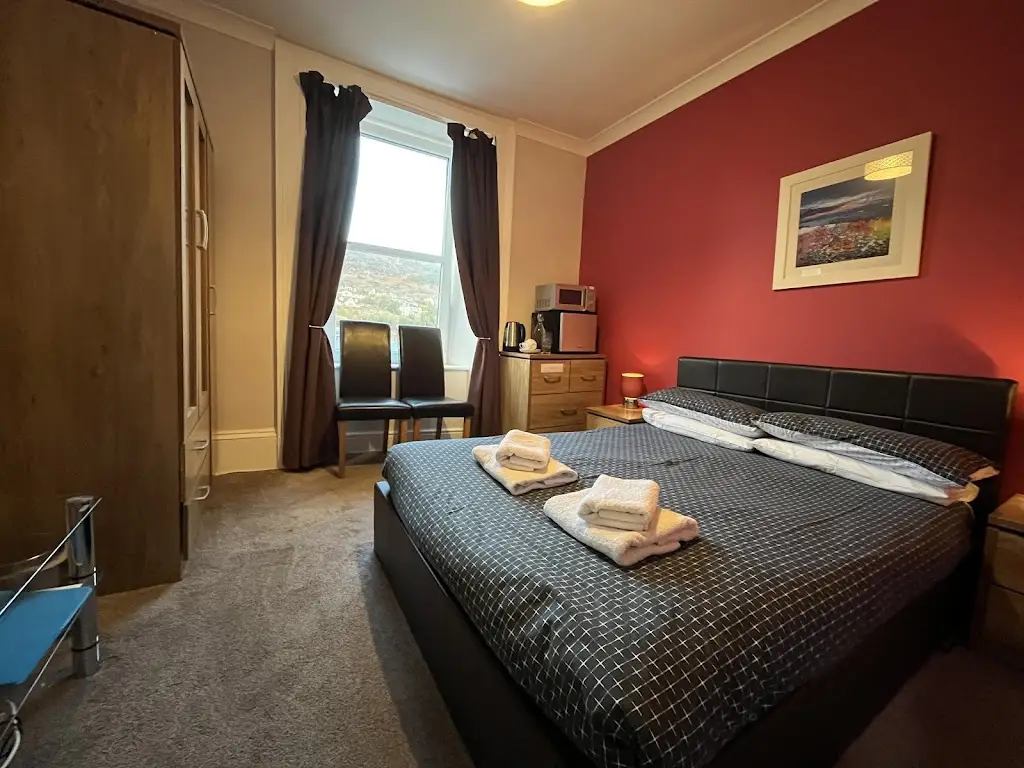 The waterfront_Tarbert_slider_image_2