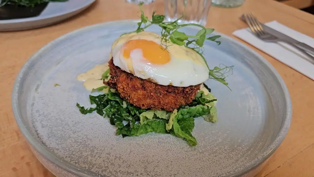 Loch Fyne Restaurant & Oyster Bar_Tarbert_slider_image_2