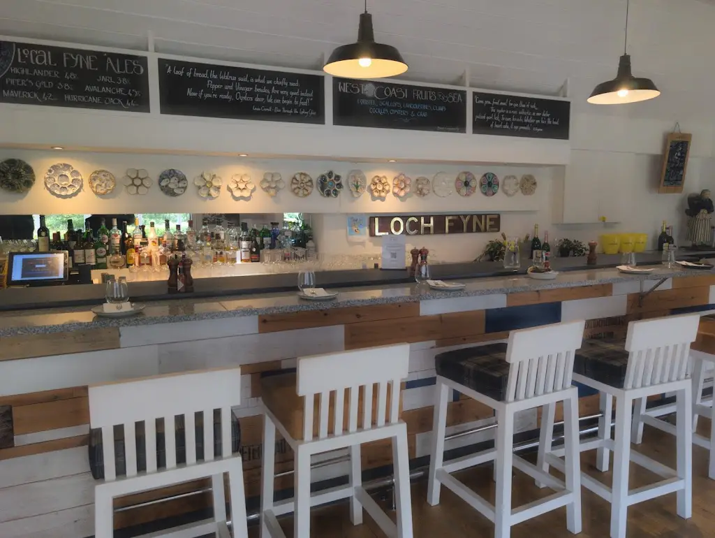 Loch Fyne Restaurant & Oyster Bar_Tarbert_slider_image_3