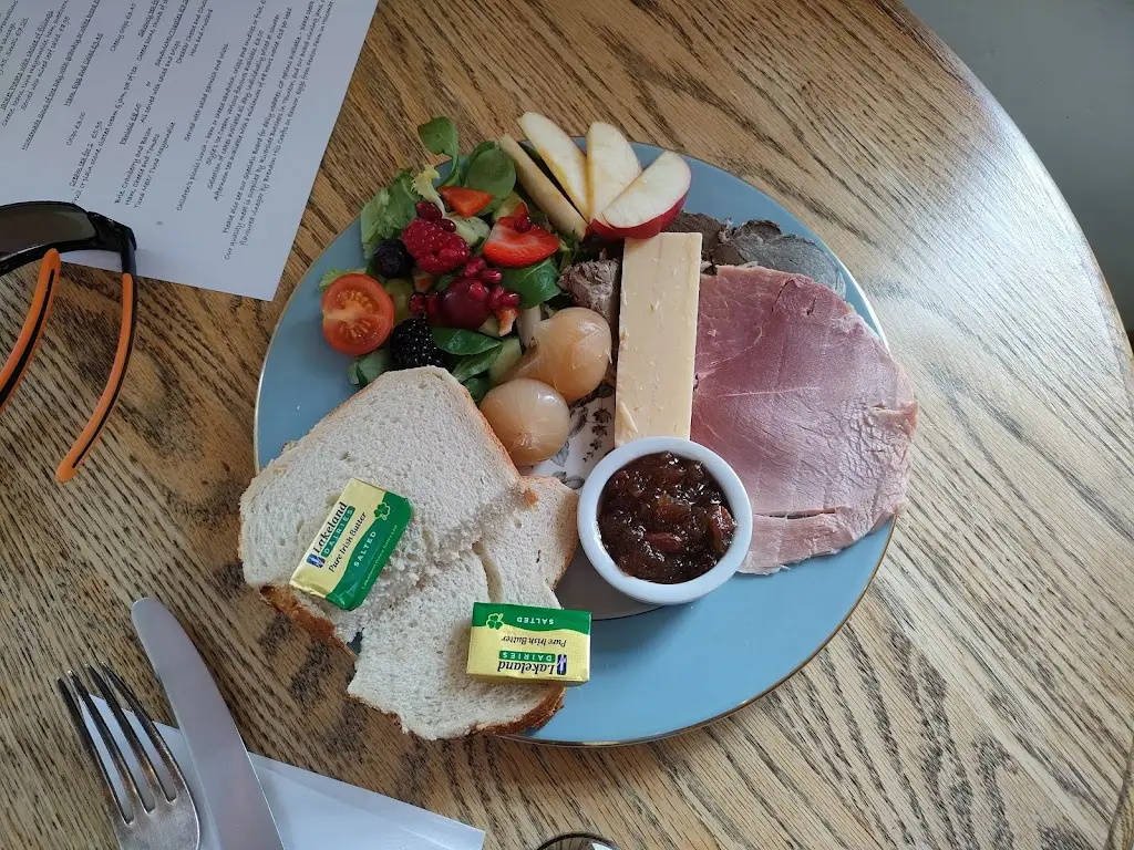 Menu_Daisy’s Tea Room_Bishops Lydeard_image_1