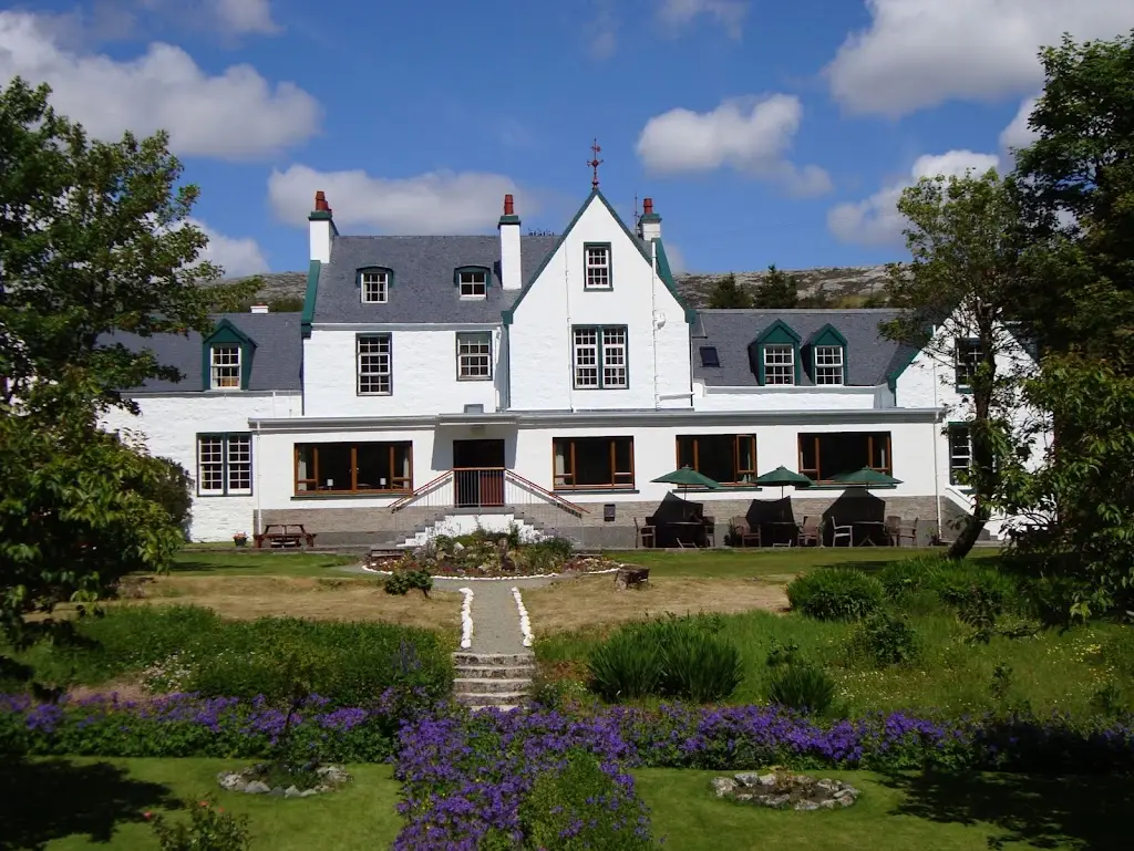 Harris Hotel restaurant in Tarbert